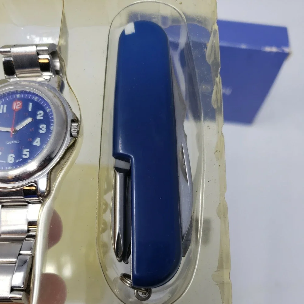 2002 Avon Quartz‎ Watch & Multi-Function Knife Gift Box Set / BRAND NEW
